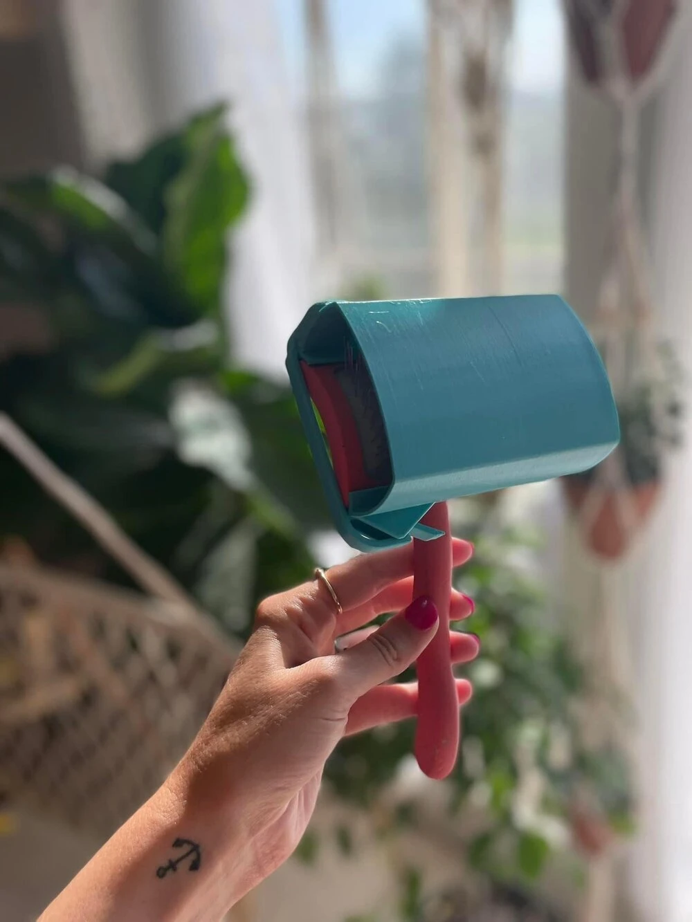 Vanity Fur Brush Cover Large - Cyan 9 Vanity Fur Brush Cover Large - Cyan - Image 9