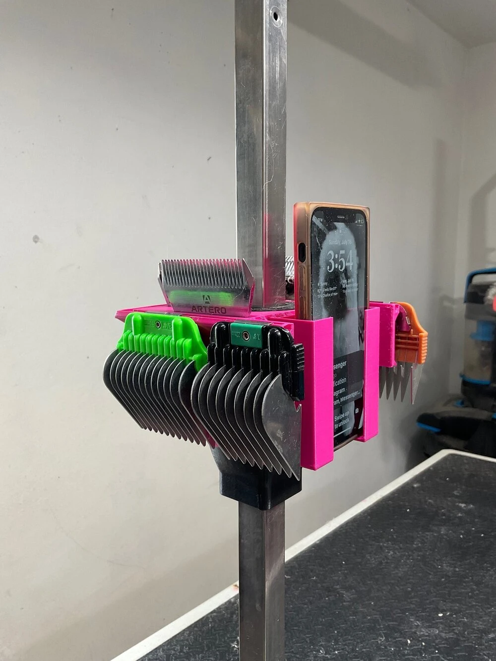 Vanity Fur Kliphone Caddy - Purple 2 Vanity Fur Kliphone Caddy - Purple - Image 2